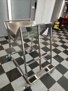 Projekt i wykonanie wózka gastronomicznego